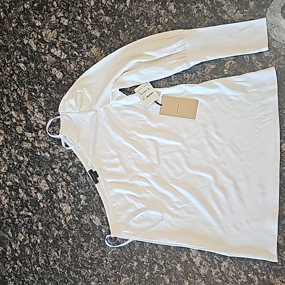Half shoulder full one arm top